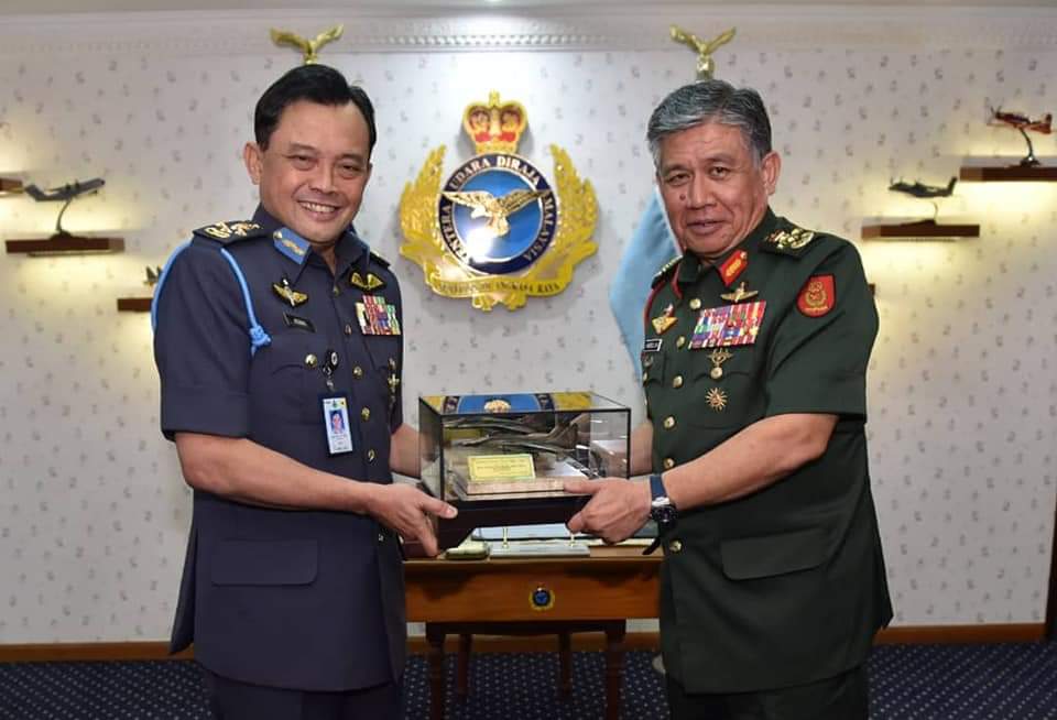 Army Chief Gen Tan Sri Dato' Seri Panglima Hj Ahmad Hasbullah bin Hj Mohd Nawawi