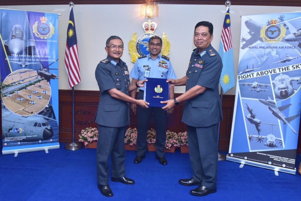 New RMAF ACOS Engineering BG Ir Mohamad Razip (right)